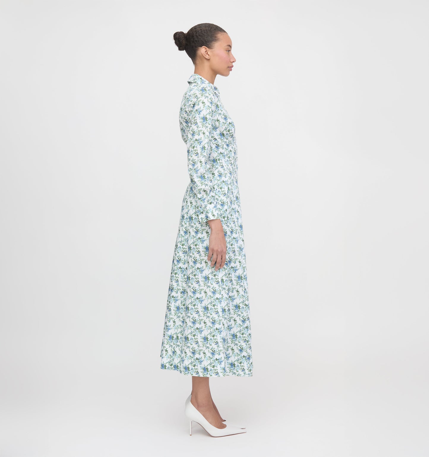 The Alandra Dress - English Daisy