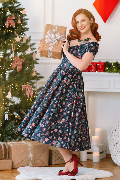 Lily Cats At Christmas Circle Dress